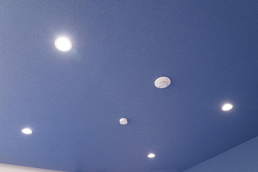 埋込ダウンライトと引掛けシーリング