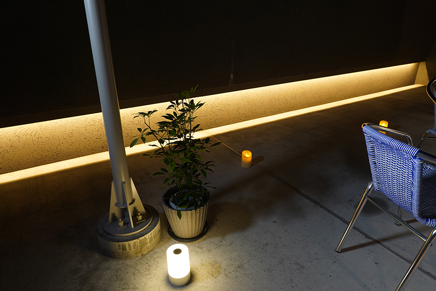 屋上手摺の足元を照らすライン間接照明